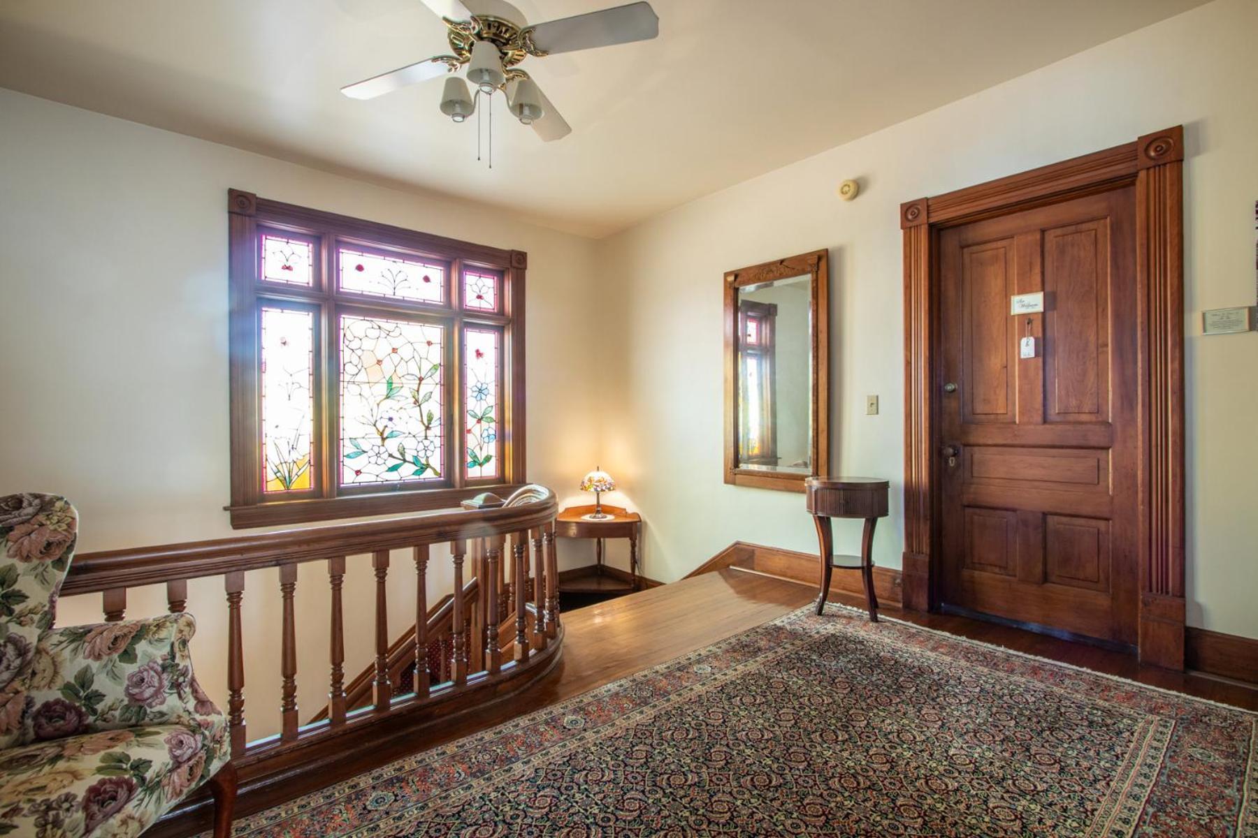 כריסטיאנסבורג The Oaks Victorian Inn מראה חיצוני תמונה