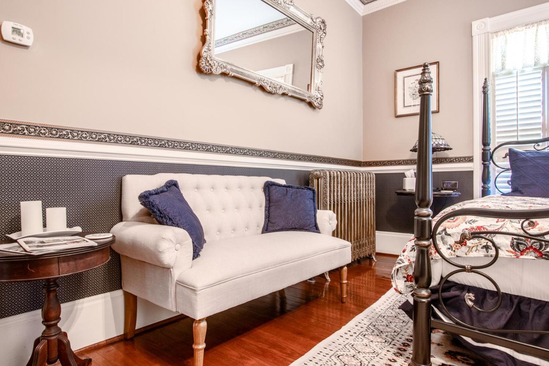כריסטיאנסבורג The Oaks Victorian Inn מראה חיצוני תמונה
